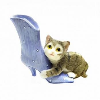 KEN78699 (6) Кошка с сапогом 9.5*4*8.5см