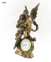 107318 Часы статуэтка Ангел с девушкой 28 см / Z003A /уп 24/ 